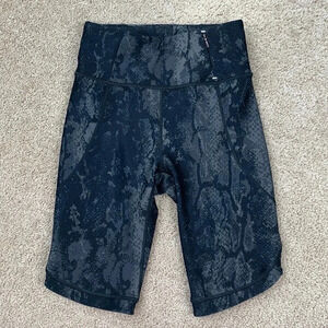 Calia black gray snakeskin bike shorts sz xs